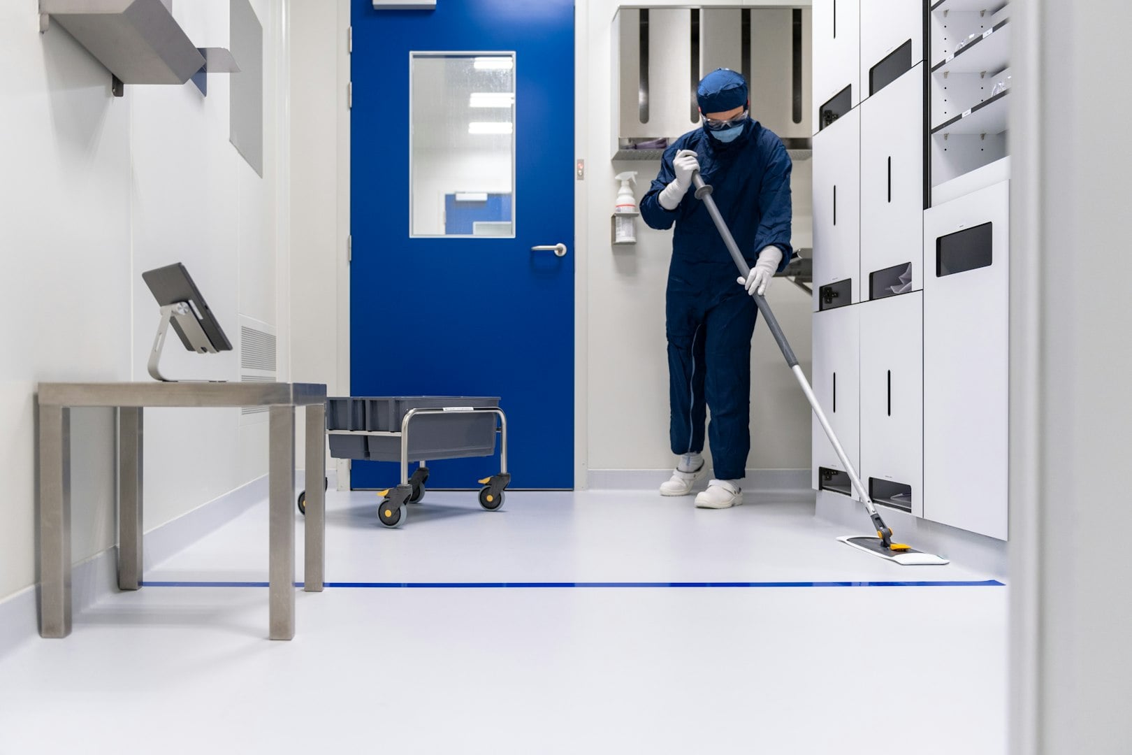 Commercial cleaning, Power washing